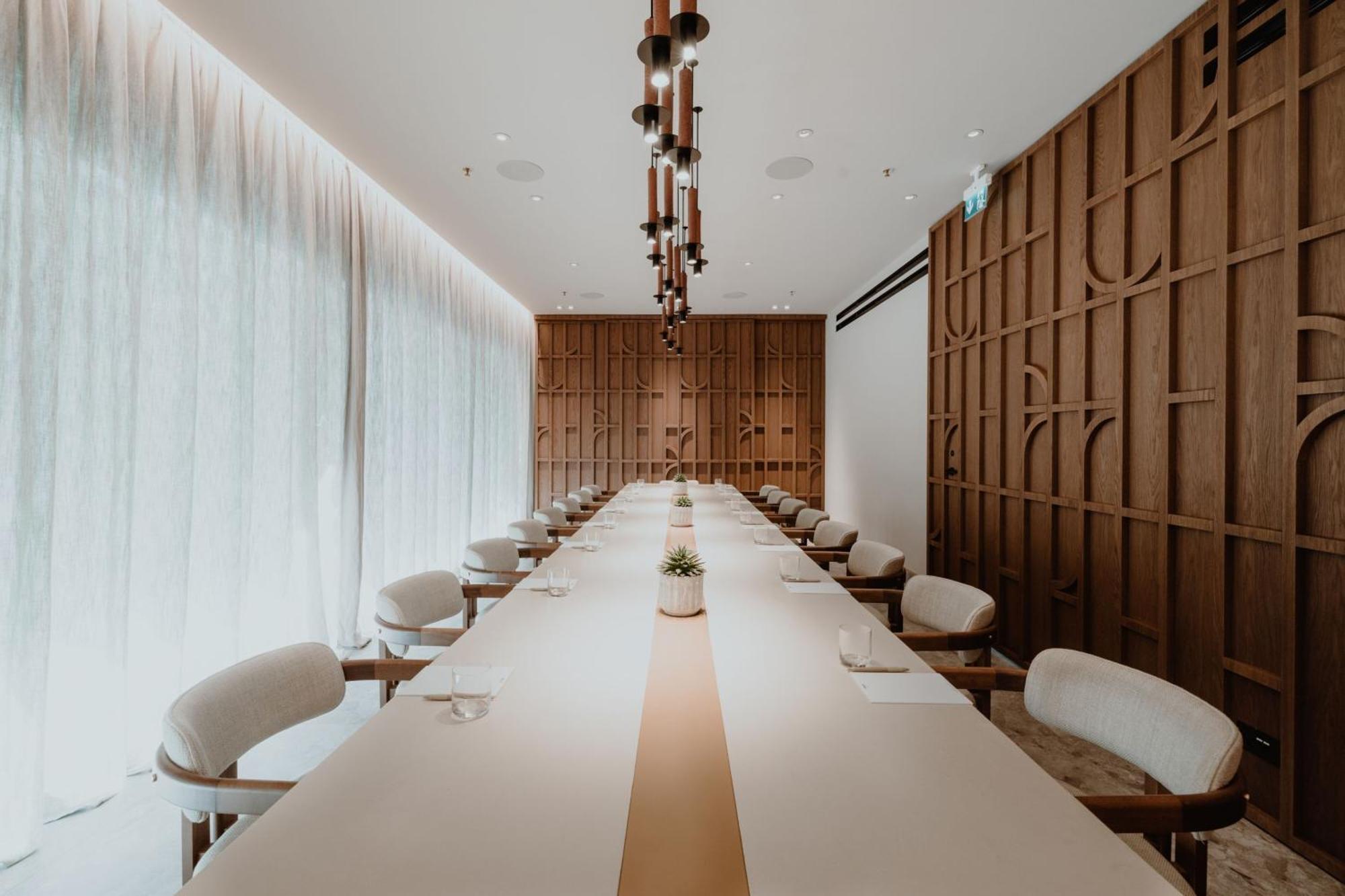 Отель Monasty, Thessaloniki, Autograph Collection Экстерьер фото The dining room at the restaurant