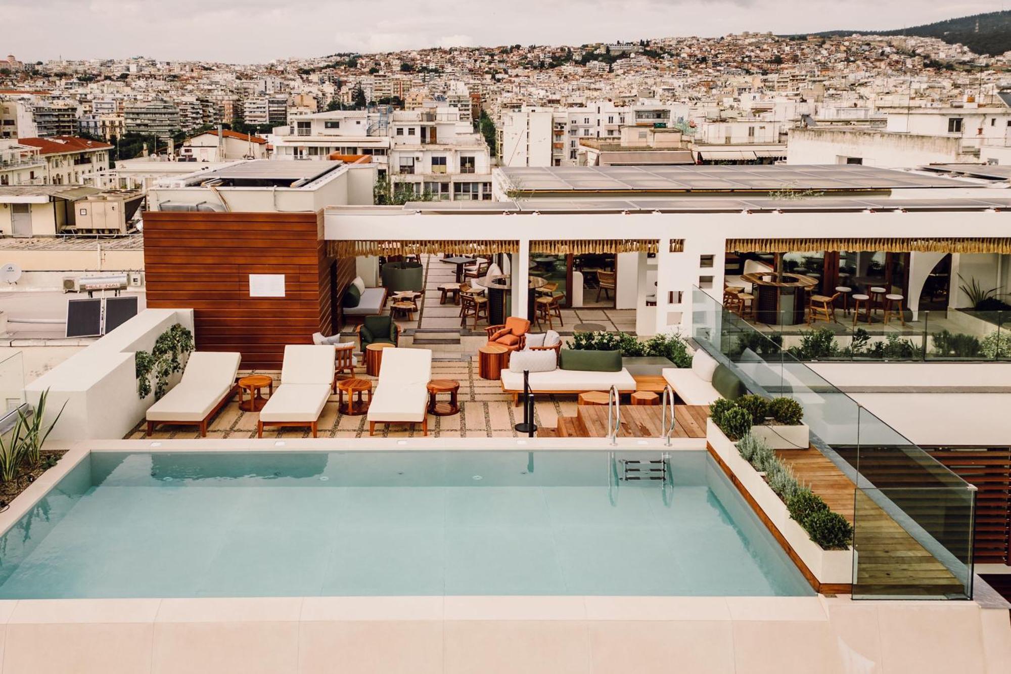 Отель Monasty, Thessaloniki, Autograph Collection Экстерьер фото The hotel's rooftop pool