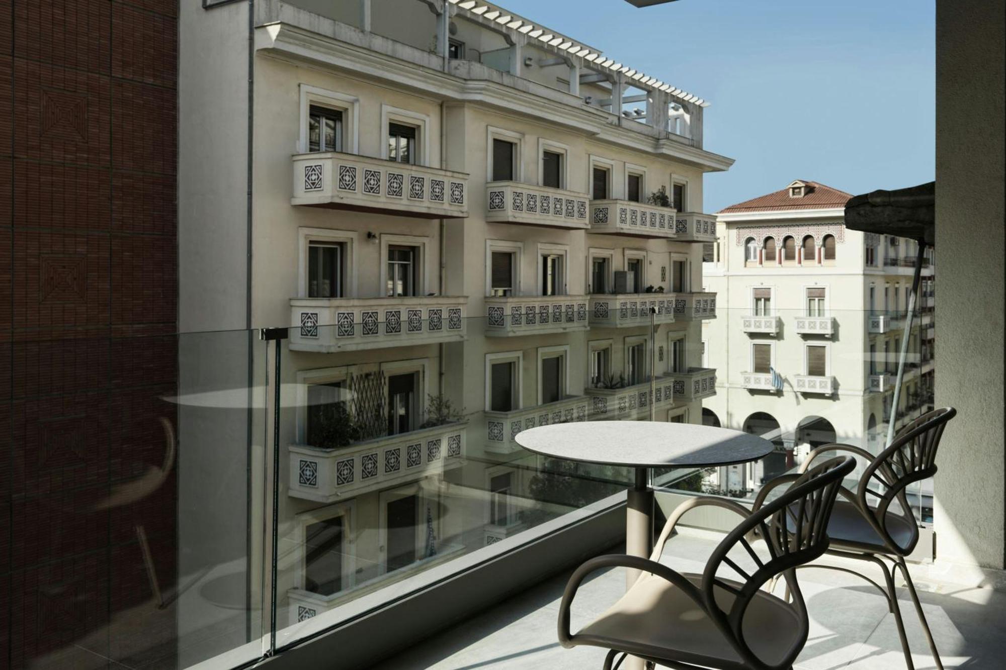 Отель Monasty, Thessaloniki, Autograph Collection Экстерьер фото A balcony