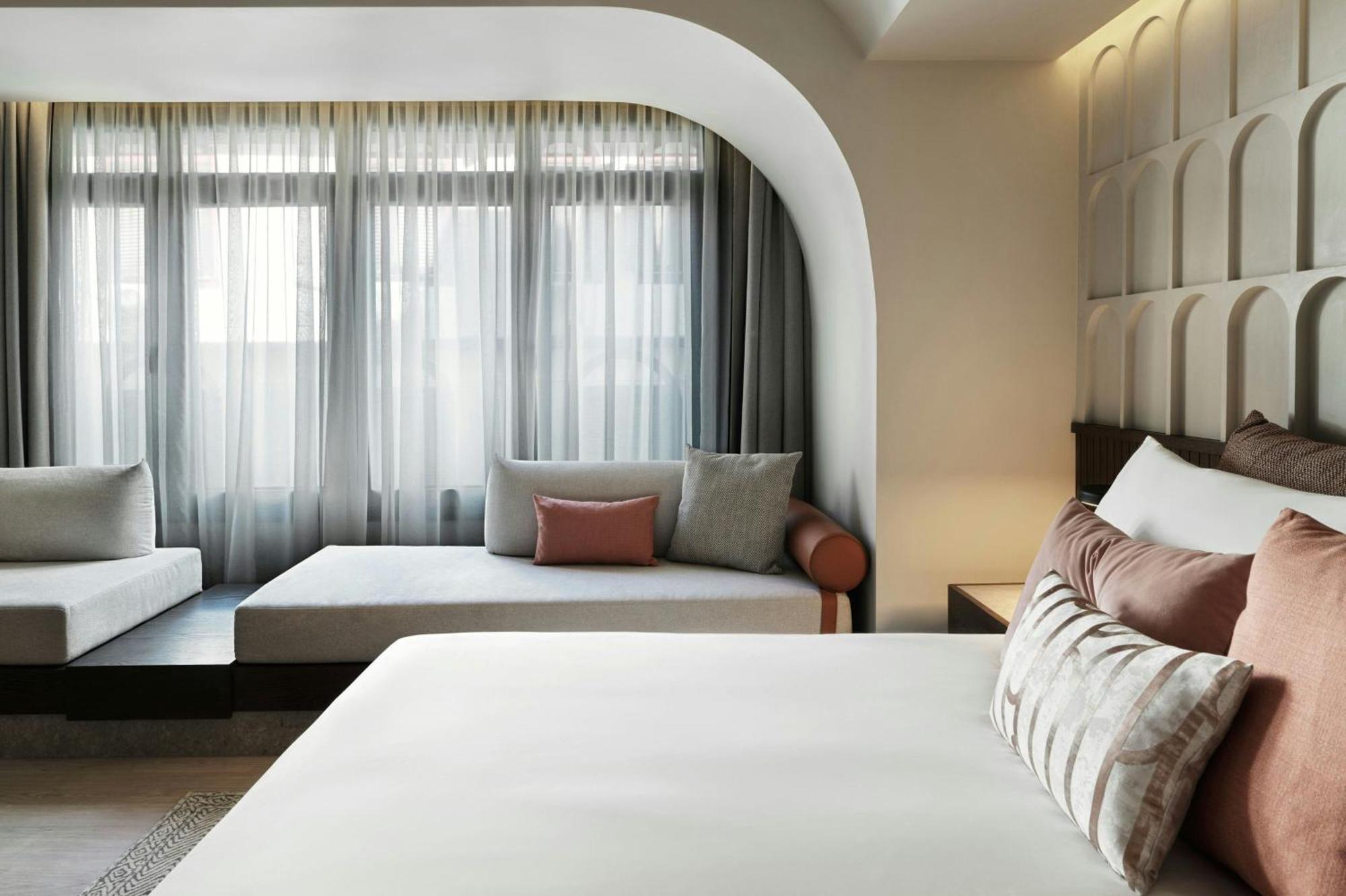 Отель Monasty, Thessaloniki, Autograph Collection Экстерьер фото A bedroom at the hotel