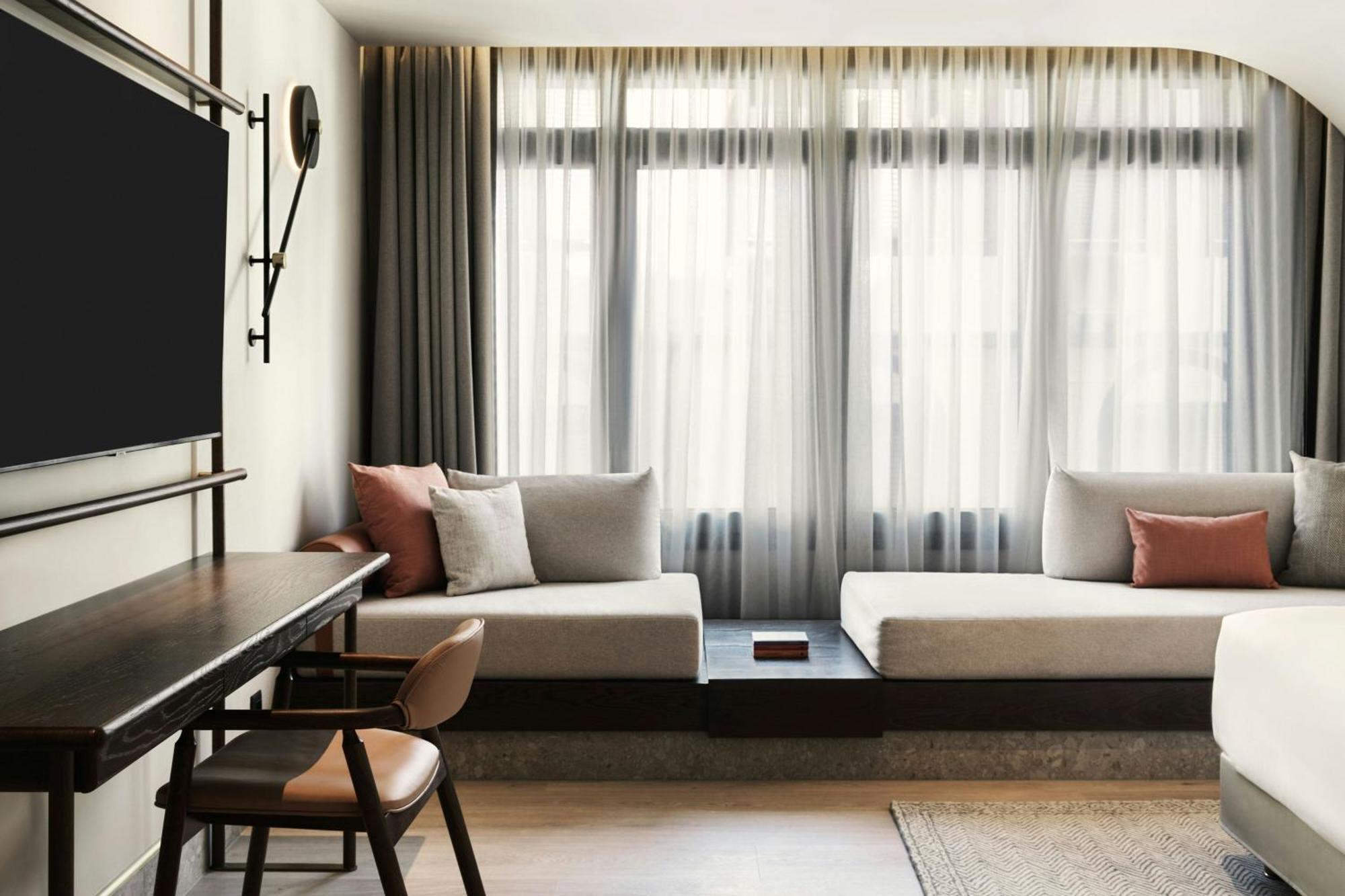 Отель Monasty, Thessaloniki, Autograph Collection Экстерьер фото A room at the hotel