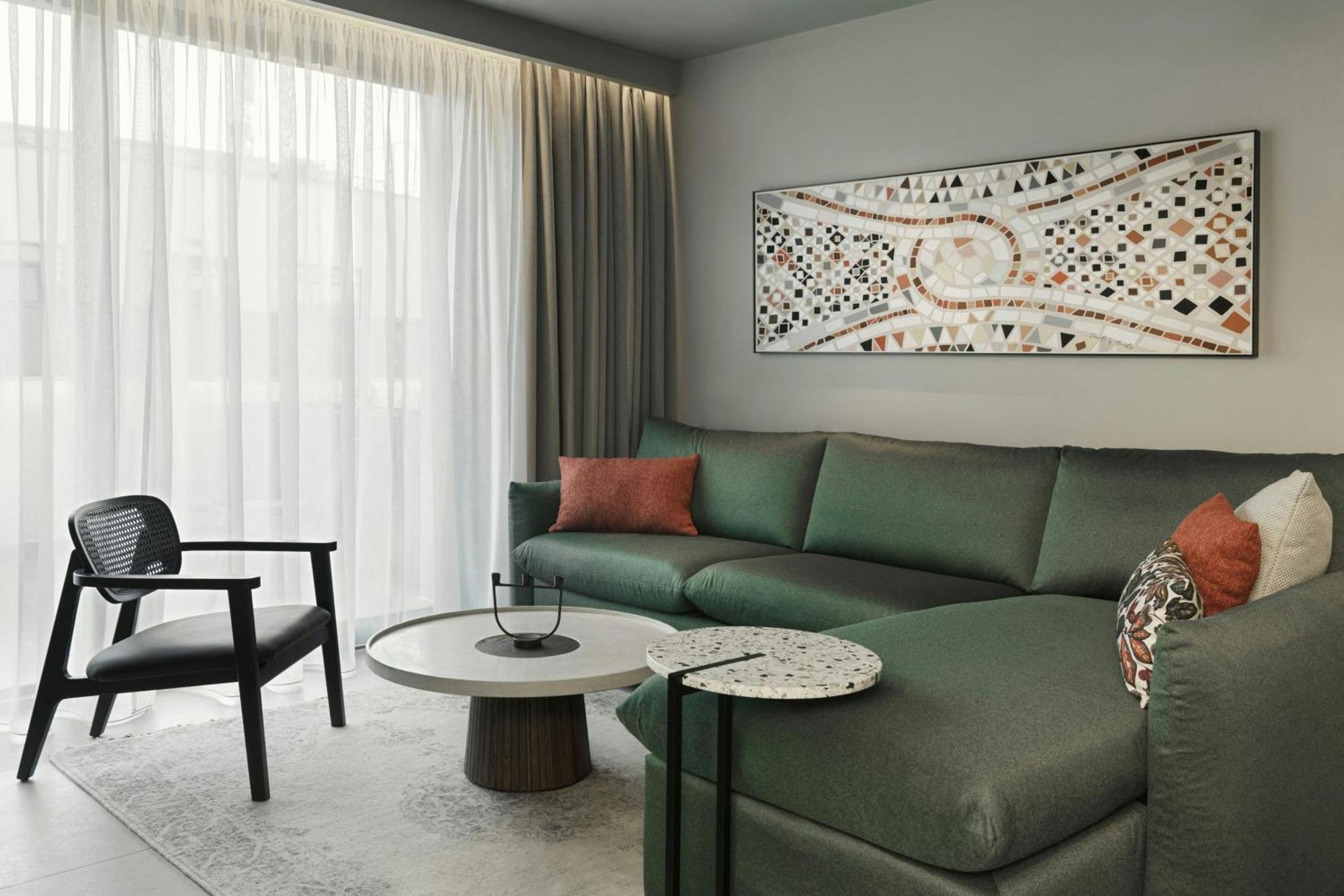 Отель Monasty, Thessaloniki, Autograph Collection Экстерьер фото A living room
